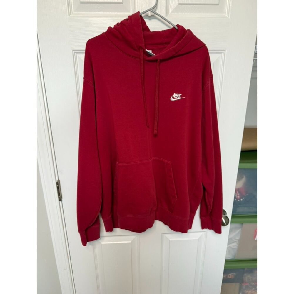 XXL Ladies Nike Sweatshirt Maroon Color - used in EUC - Picture 2 of 6